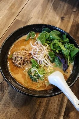 橋本市 ラーメン: なぜこの町はラーメンの聖地と呼ばれるのか？